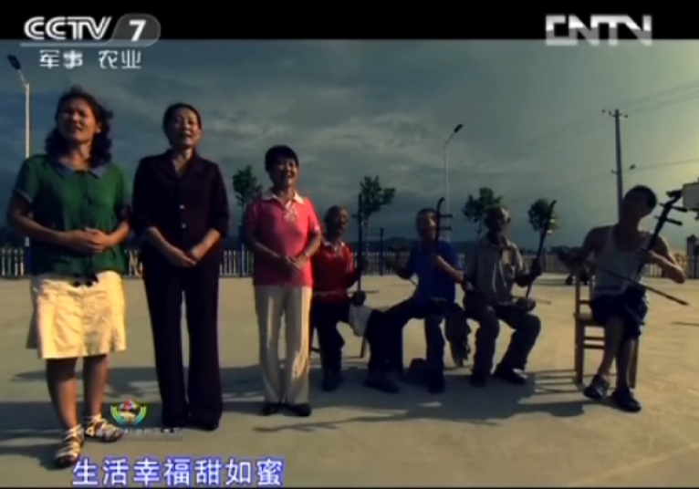 蟠龙梆子文艺人第一次以表演的形式上央视，CCTV-7播出韩克等人参演的“最佳导演”短片。